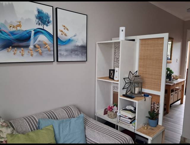 1 BEDROOM FLAT FOR SALE IN BLUFF